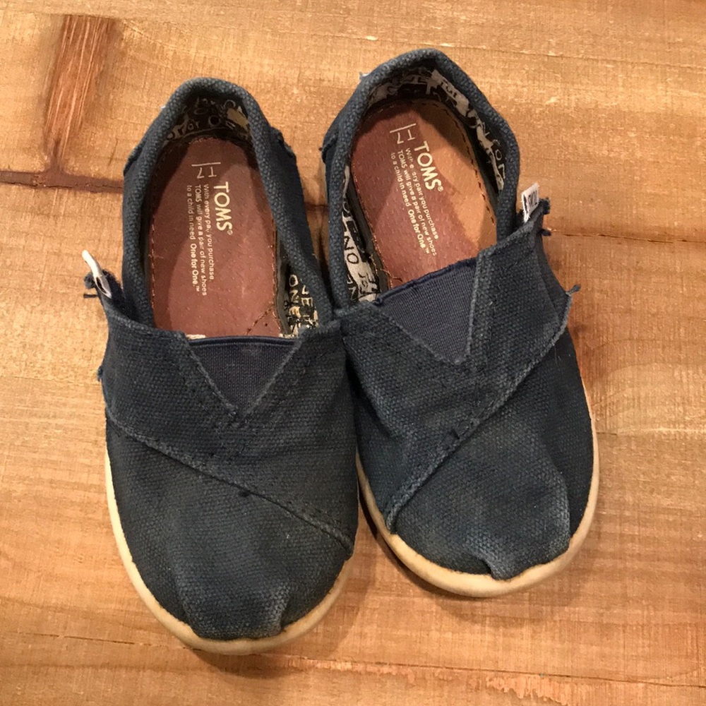 2/$10 Navy Blue Toms - Picture 4 of 5